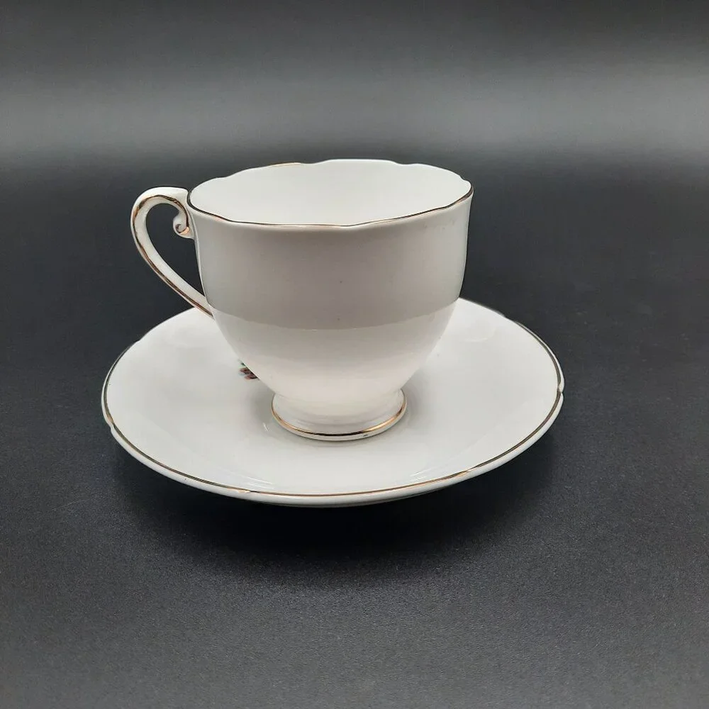 Vintage Royal Grafton Fine Bone China Teacup & Saucer Set With Chateau Frontenac